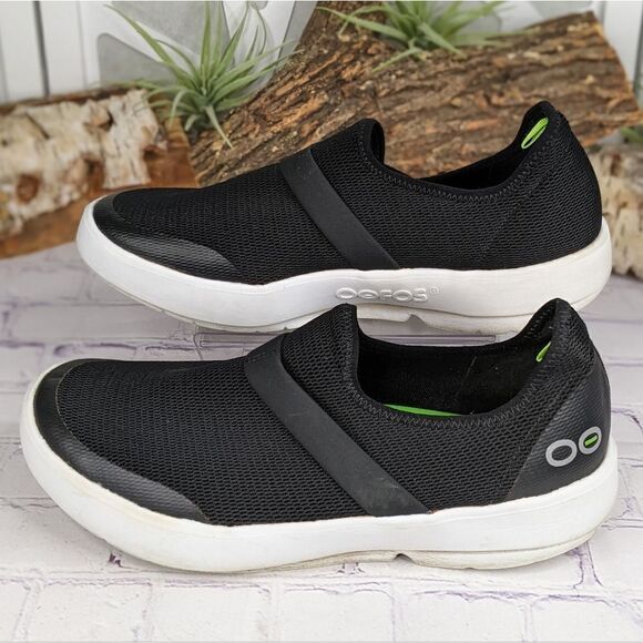 OOFOS OOmg Low Mesh Sneakers - Picture 4 of 10